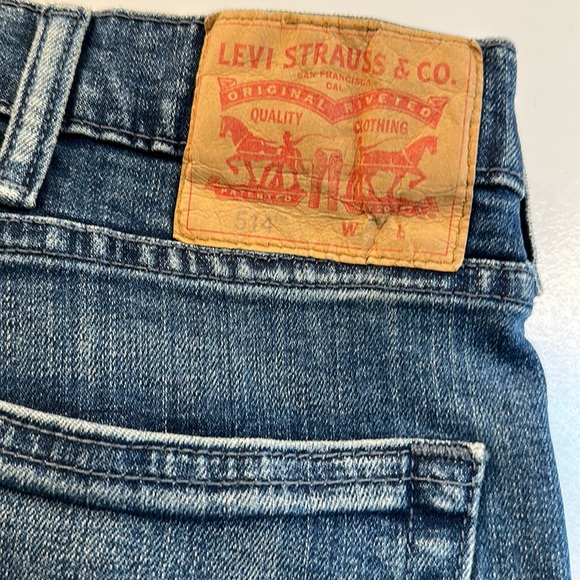 Levi’s 514’s. 48x30 - Picture 3 of 5